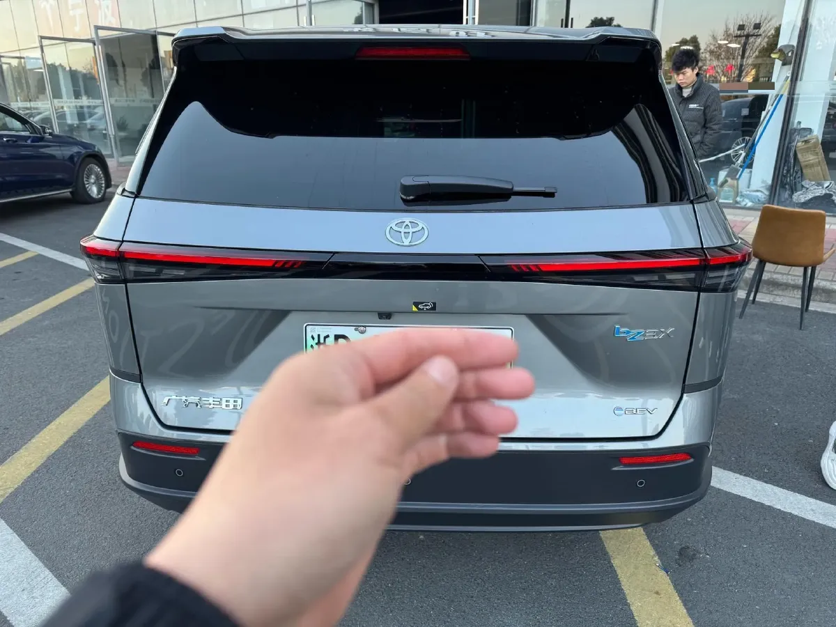2025 Toyota BZ3X BEV 58.37KWH,autocango,china used car exporter,china ev exporter,chinese used car exporter,chinese used ev exporter