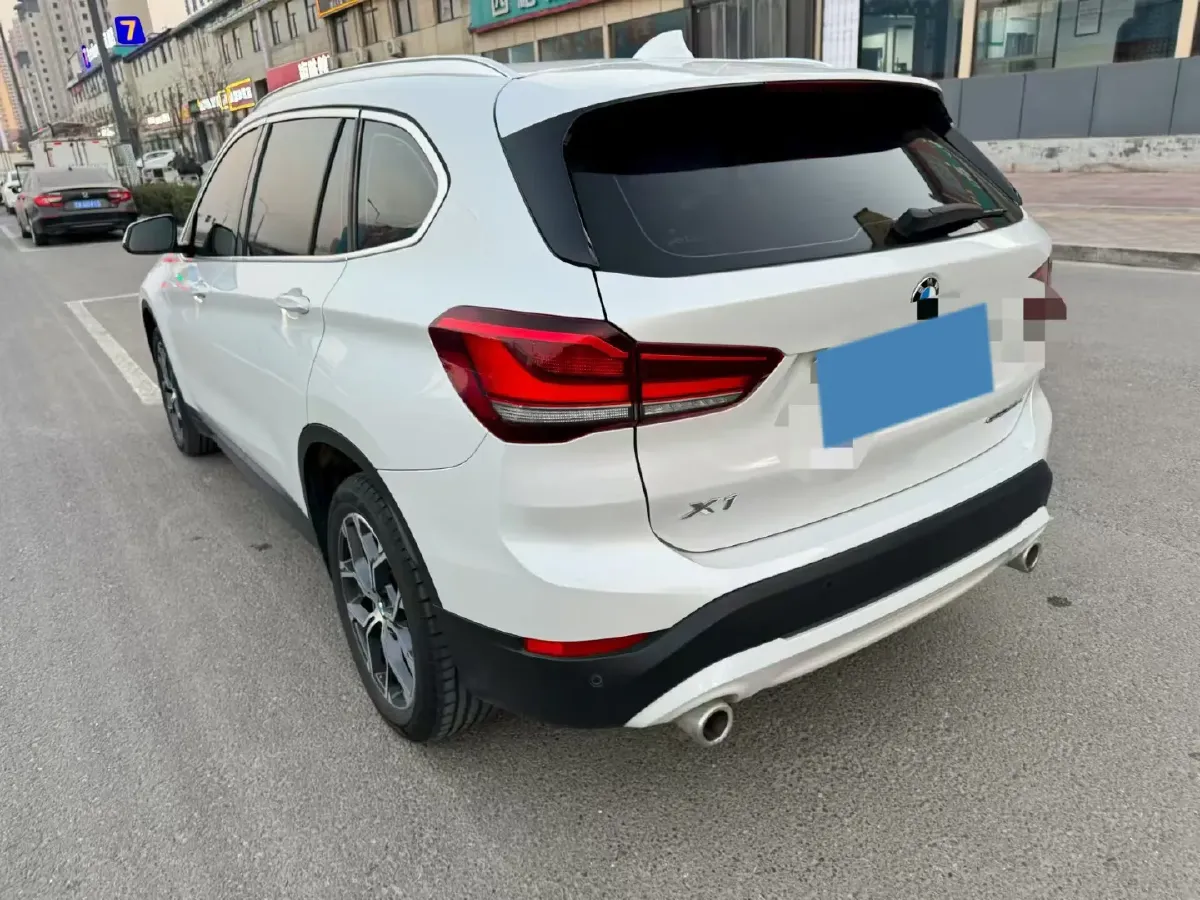2022 BMW X1 2.0T 192HP L4 7DCT,autocango,china used car exporter,china ev exporter,chinese used car exporter,chinese used ev exporter
