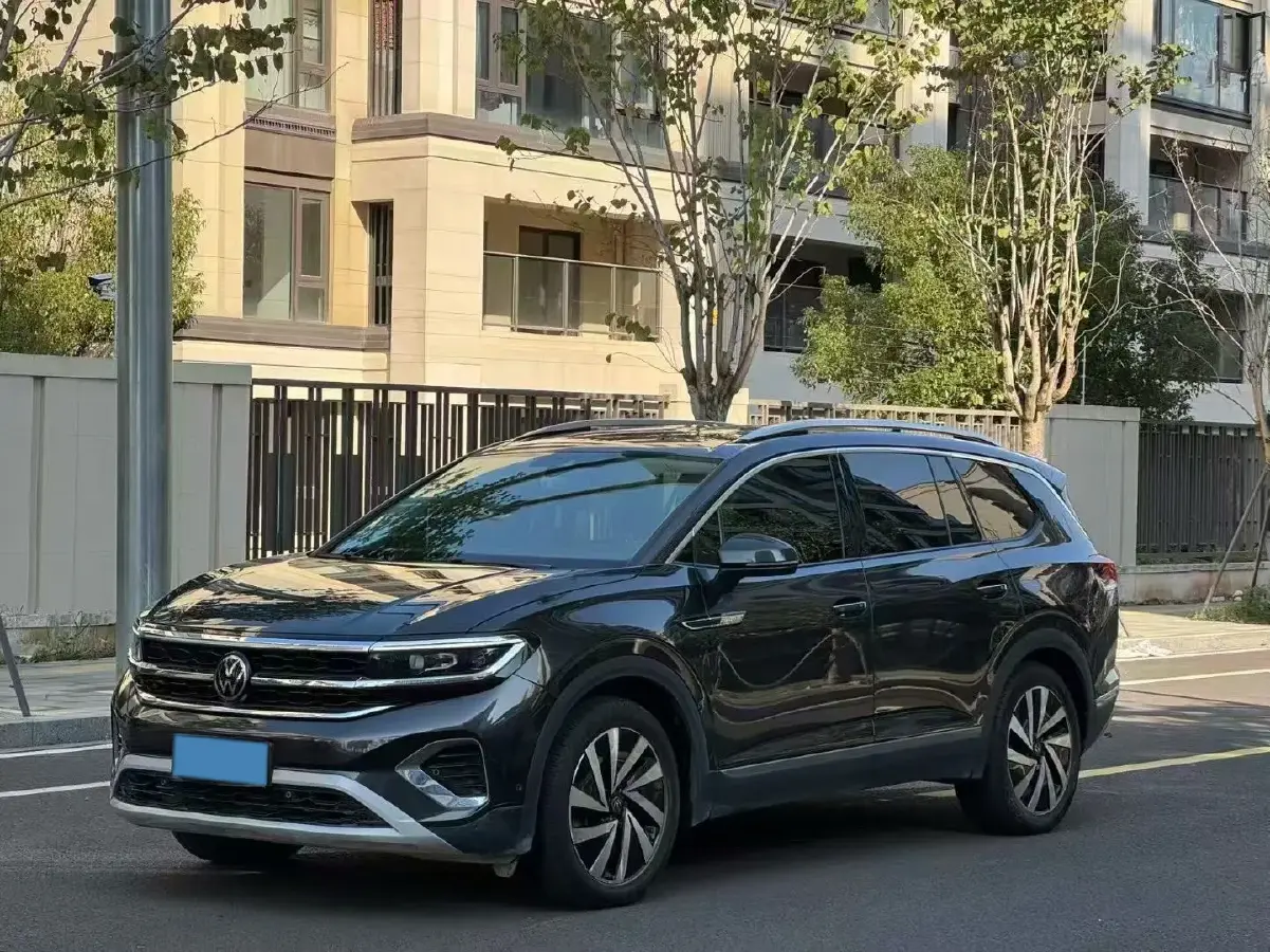 2021 Volkswagen Talagon 2.0T 220HP L4 7DCT