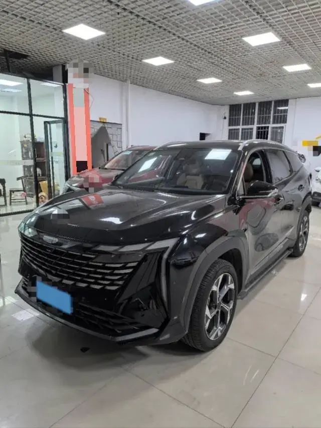 2023 Geely StarRay 1.5T 181HP L4 7DCT