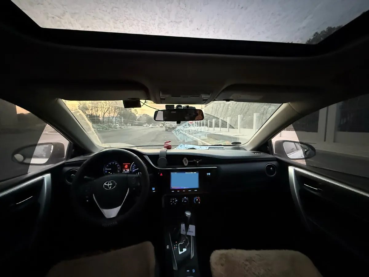 2017 Toyota Corolla 1.2T 116HP L4 CVT,autocango,china used car exporter,china ev exporter,chinese used car exporter,chinese used ev exporter