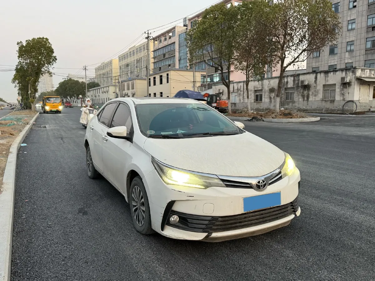 2017 Toyota Corolla 1.2T 116HP L4 CVT,autocango,china used car exporter,china ev exporter,chinese used car exporter,chinese used ev exporter