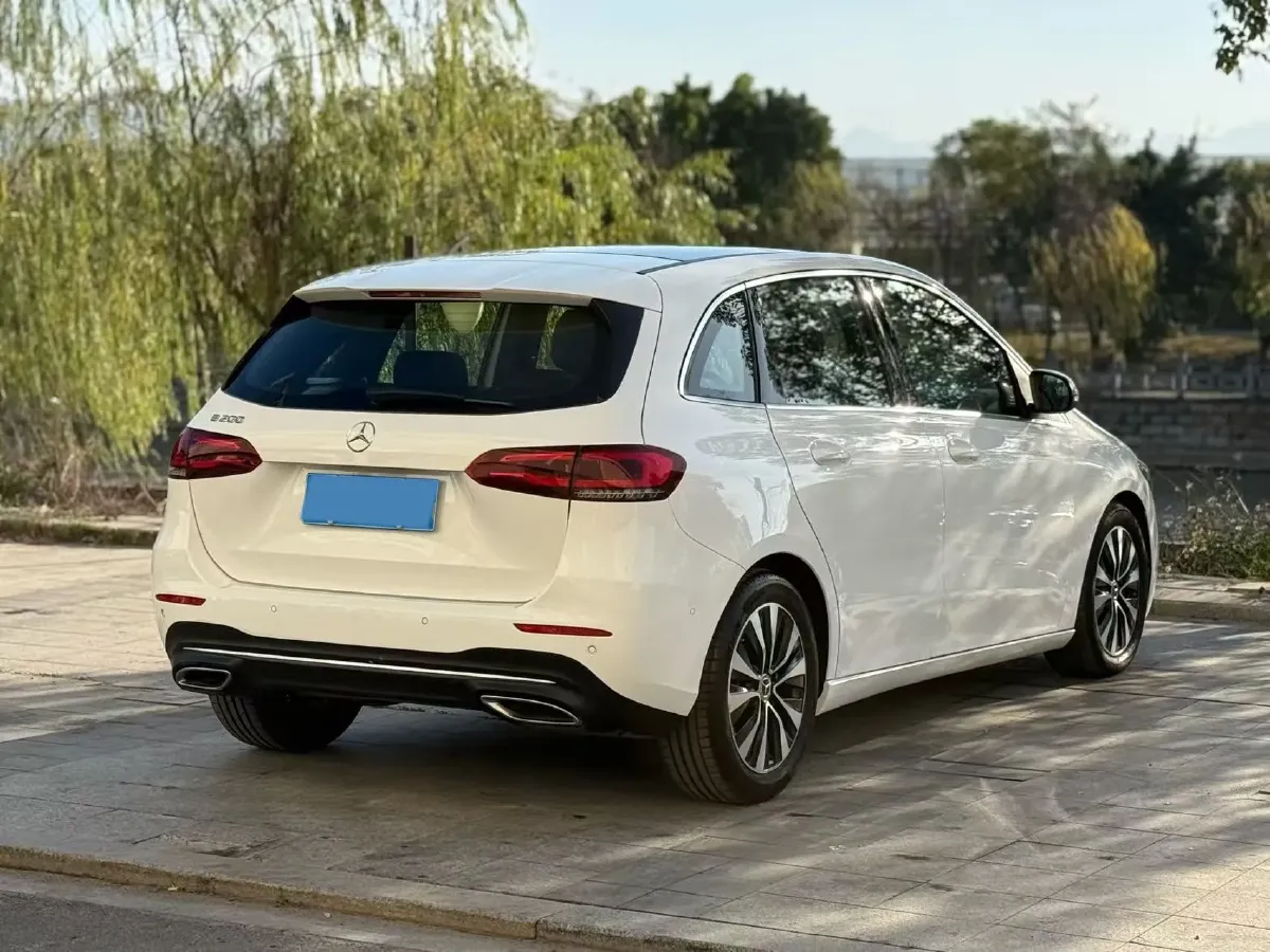 2021 Mercedes-Benz B Class 1.3T 163HP L4 7DCT,autocango,china used car exporter,china ev exporter,chinese used car exporter,chinese used ev exporter