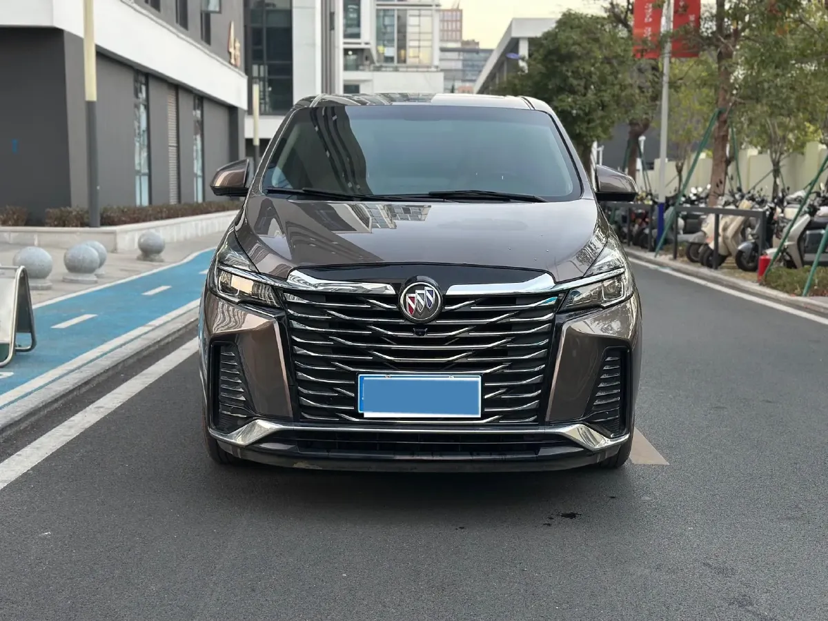 2023 Buick GL8 2.0T 237HP L4 9AT,autocango,china used car exporter,china ev exporter,chinese used car exporter,chinese used ev exporter