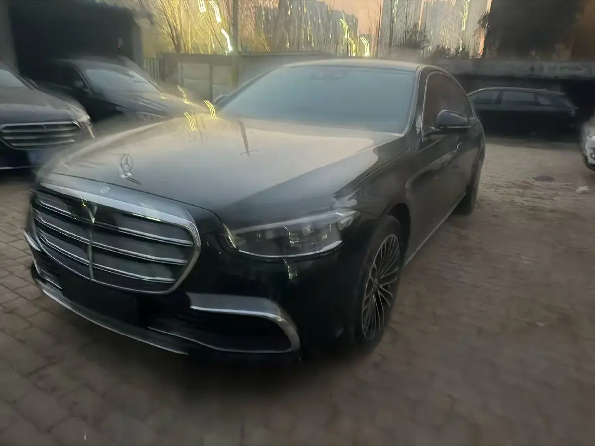 2023 Mercedes-Benz S Class 3.0T 299HP L6 9AT PHEV 28.6KWH