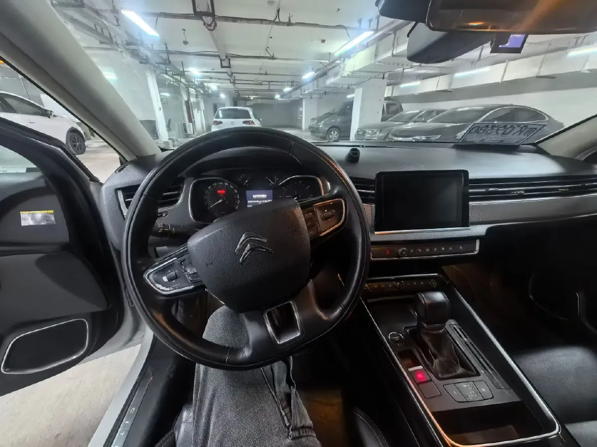 2017 Citroen C5 1.6T 167HP L4 6AT,autocango,china used car exporter,china ev exporter,chinese used car exporter,chinese used ev exporter