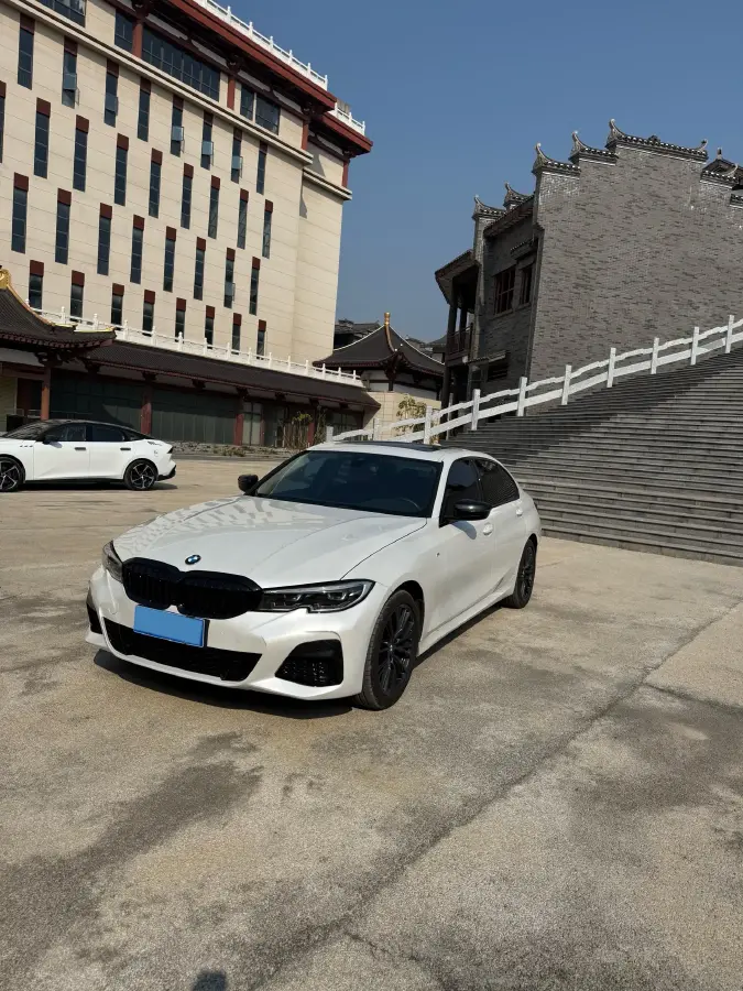 2021 BMW 3 Series 2.0T 184HP L4 8AT