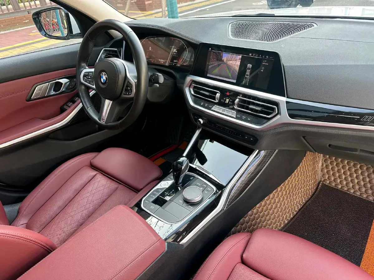 2022 BMW 3 Series 2.0T 156HP L4 8AT,autocango,china used car exporter,china ev exporter,chinese used car exporter,chinese used ev exporter