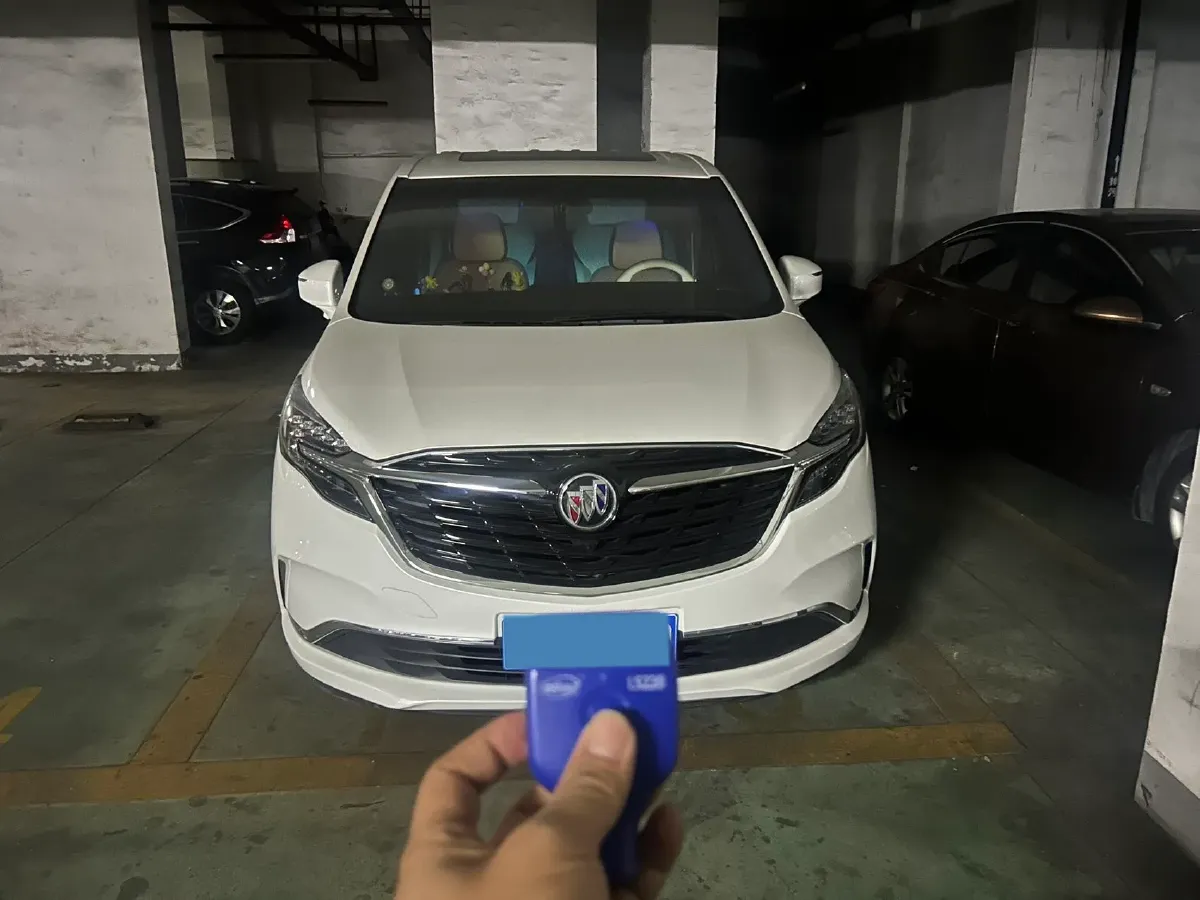 2020 Buick GL8 2.0T 237HP L4 9AT,autocango,china used car exporter,china ev exporter,chinese used car exporter,chinese used ev exporter