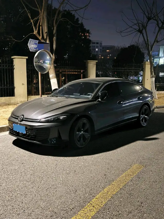 2026 Volkswagen Lamando 2.0T 220HP L4 7DCT