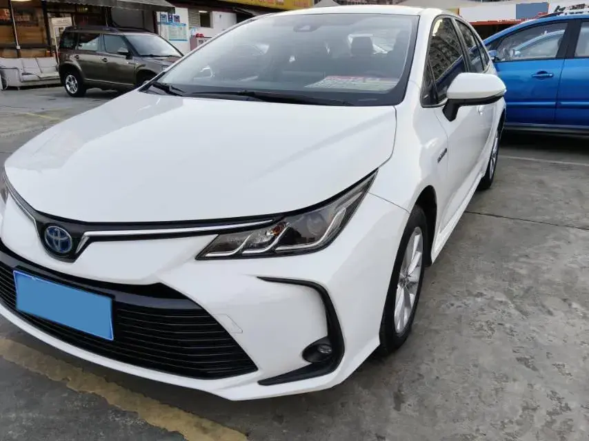2022 Toyota Corolla 1.8L 98HP L4 E-CVT Hybrid