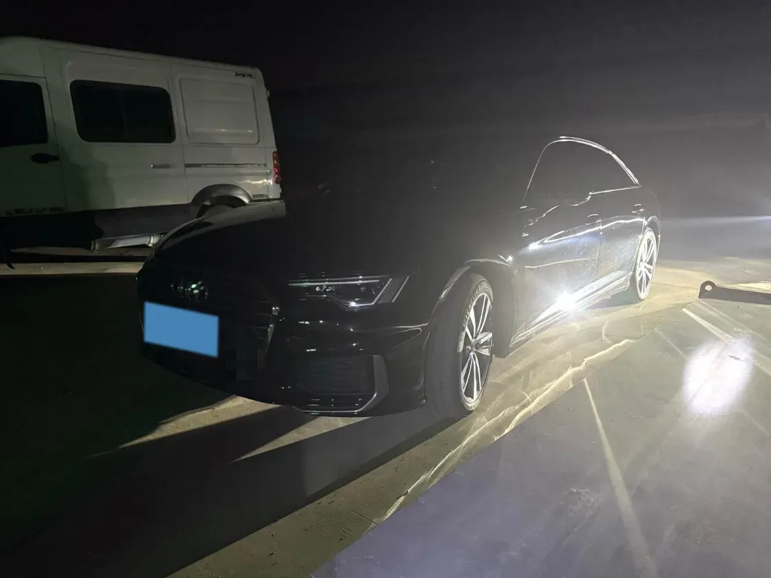 2019 Mercedes-Benz E Class 1.5T 184HP L4 9AT,autocango,china used car exporter,china ev exporter,chinese used car exporter,chinese used ev exporter