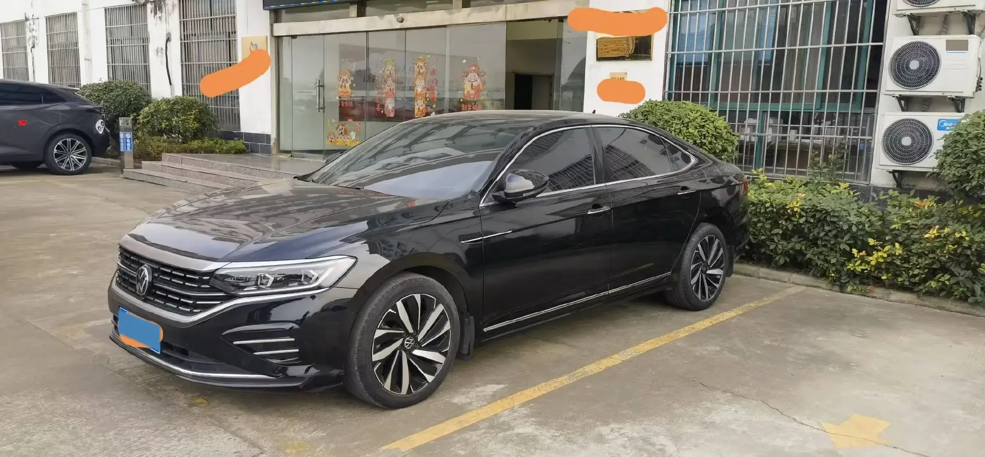 2023 Volkswagen Passat 2.0T 220HP L4 7DCT