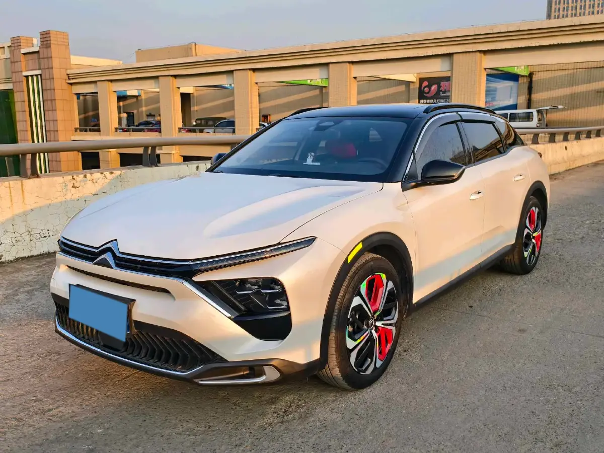 2022 Citroen C5 X 1.6T 175HP L4 8AT