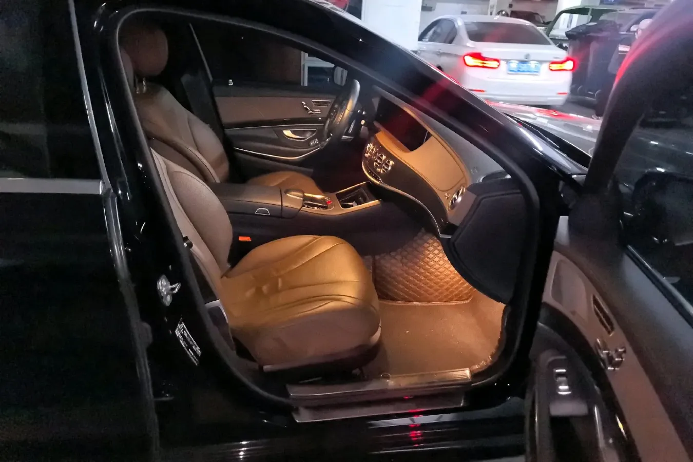 2020 Mercedes-Benz S Class 3.0T 367HP L6 9AT,autocango,china used car exporter,china ev exporter,chinese used car exporter,chinese used ev exporter