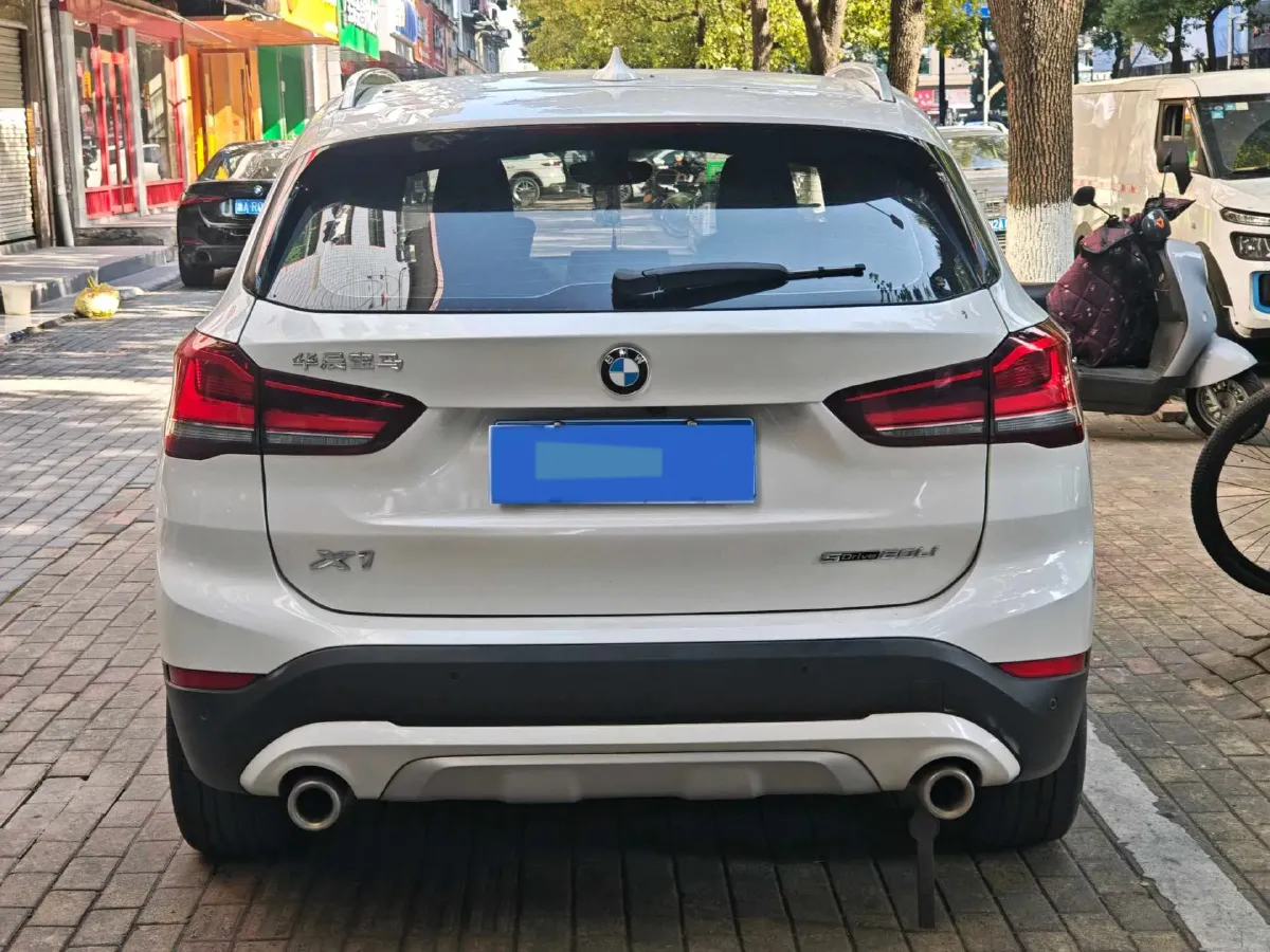 2021 BMW X1 1.5T 140HP L3 7DCT,autocango,china used car exporter,china ev exporter,chinese used car exporter,chinese used ev exporter