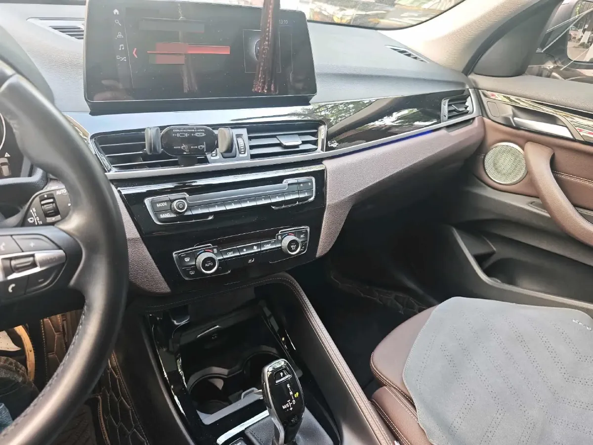 2021 BMW X1 1.5T 140HP L3 7DCT,autocango,china used car exporter,china ev exporter,chinese used car exporter,chinese used ev exporter