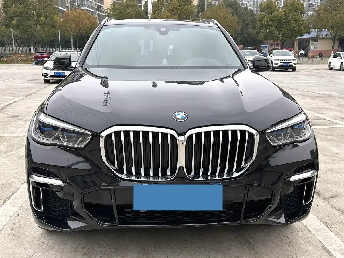 2022 BMW X5 3.0T 333HP L6 8AT,autocango,china used car exporter,china ev exporter,chinese used car exporter,chinese used ev exporter