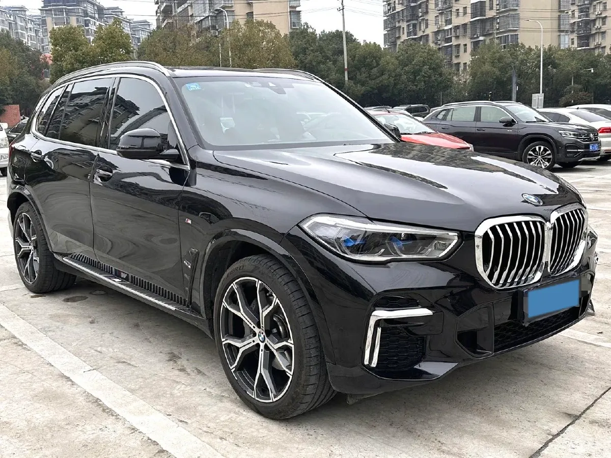 2022 BMW X5 3.0T 333HP L6 8AT,autocango,china used car exporter,china ev exporter,chinese used car exporter,chinese used ev exporter