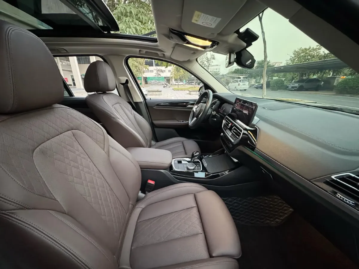 2022 BMW X3 2.0T 184HP L4 8AT,autocango,china used car exporter,china ev exporter,chinese used car exporter,chinese used ev exporter