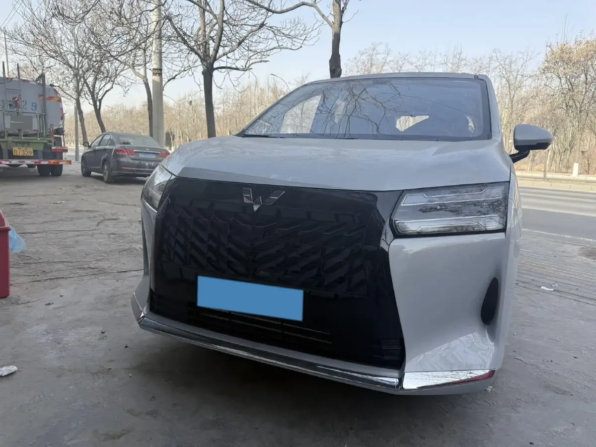 2025 WuLing XingGuang 730 1.5T 177HP L4 CVT