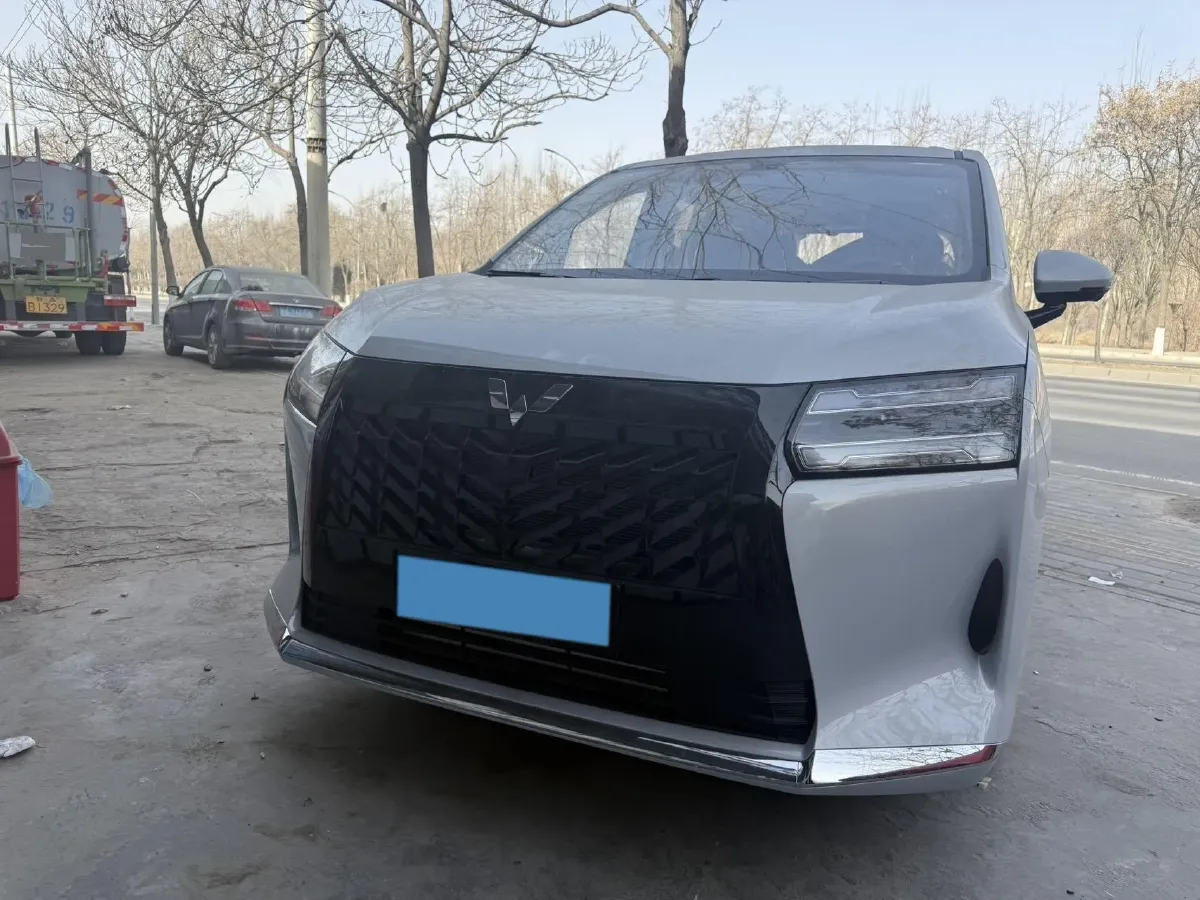 2025 WuLing XingGuang 730 1.5T 177HP L4 CVT,autocango,china used car exporter,china ev exporter,chinese used car exporter,chinese used ev exporter