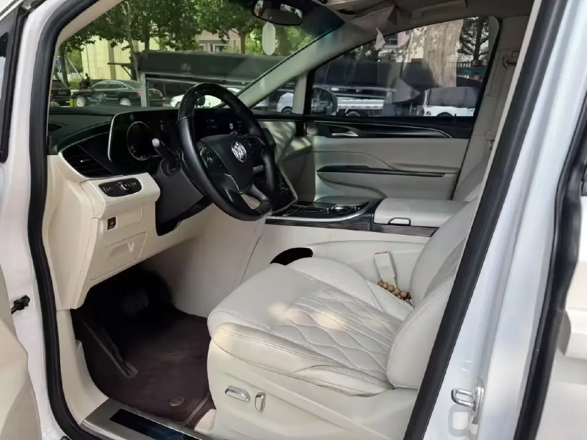 2022 Buick GL8 2.0T 237HP L4 9AT,autocango,china used car exporter,china ev exporter,chinese used car exporter,chinese used ev exporter