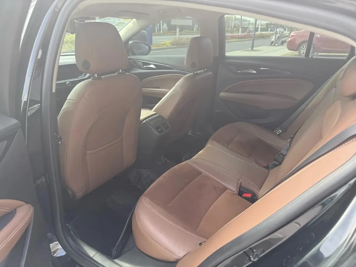 2019 Buick Regal 1.5T 170HP L4 9AT,autocango,china used car exporter,china ev exporter,chinese used car exporter,chinese used ev exporter