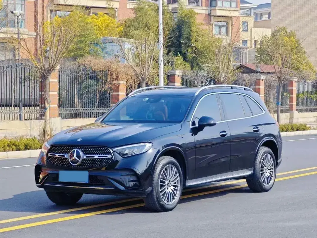 2023 Mercedes-Benz GLC Class 2.0T 258HP L4 9AT