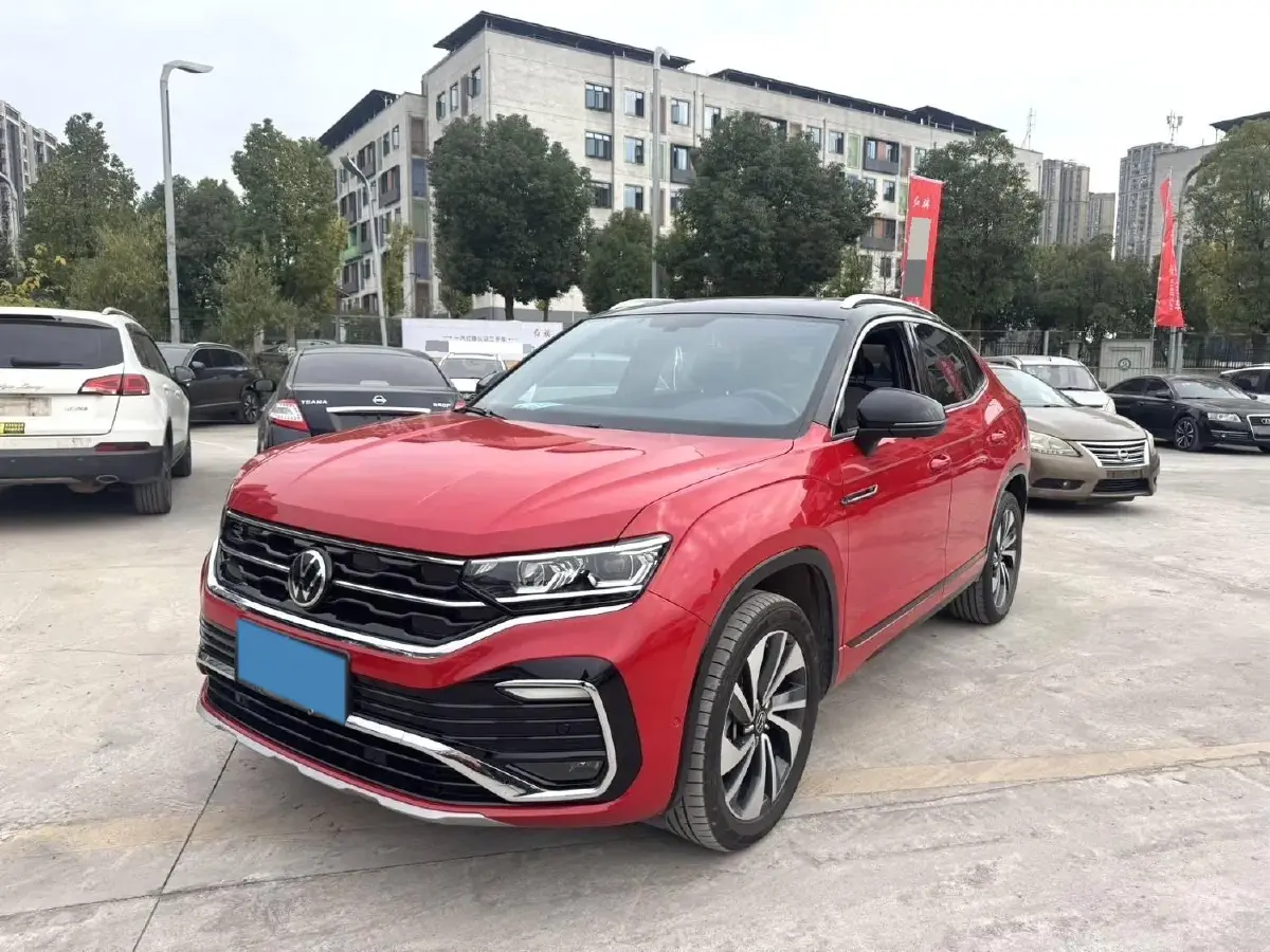 2020 Volkswagen Tayron X 2.0T 186HP L4 7DCT