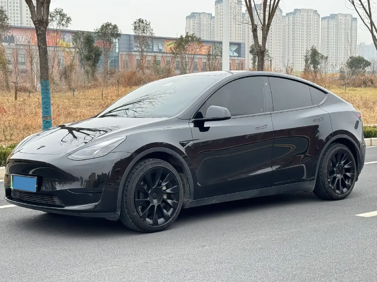 2022 Tesla Model Y BEV 60KWH