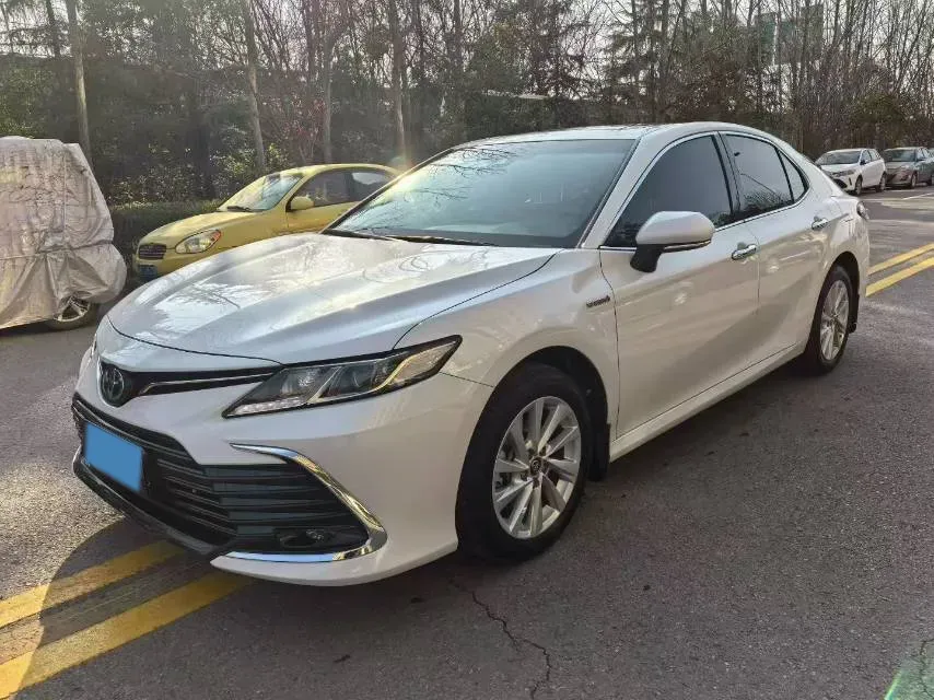 2023 Toyota Camry 2.5L 178HP L4 E-CVT Hybrid,autocango,china used car exporter,china ev exporter,chinese used car exporter,chinese used ev exporter