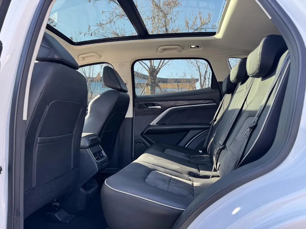 2021 Haval H6 1.5T 169HP L4 7DCT,autocango,china used car exporter,china ev exporter,chinese used car exporter,chinese used ev exporter