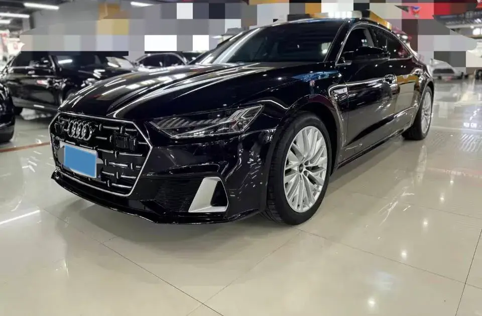 2022 Audi A7L 2.0T 245HP L4 7DCT