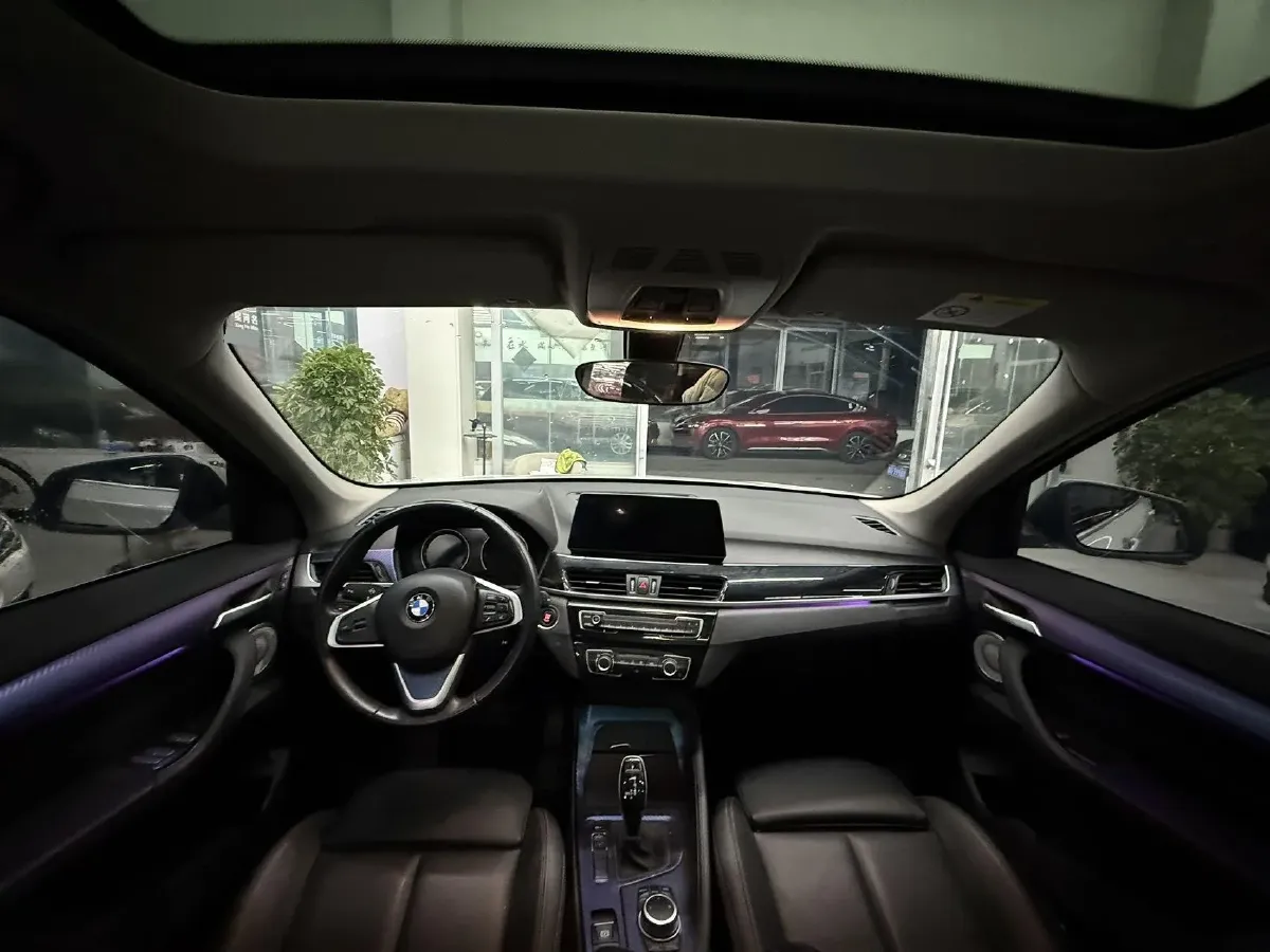 2022 BMW X1 1.5T 140HP L3 7DCT,autocango,china used car exporter,china ev exporter,chinese used car exporter,chinese used ev exporter