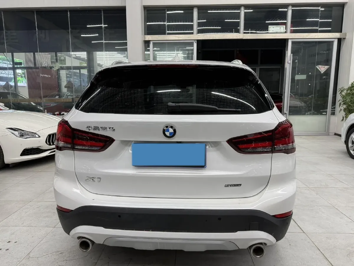2022 BMW X1 1.5T 140HP L3 7DCT,autocango,china used car exporter,china ev exporter,chinese used car exporter,chinese used ev exporter