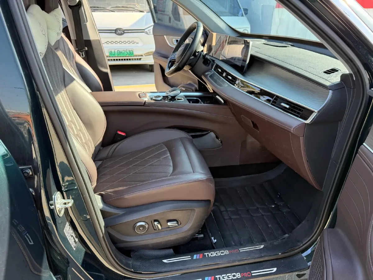 2024 Chery Tiggo 8 PRO 2.0T 254HP L4 7DCT,autocango,china used car exporter,china ev exporter,chinese used car exporter,chinese used ev exporter