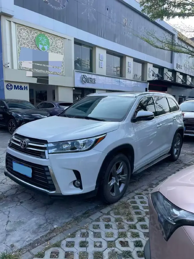 2021 Toyota Highlander 2.0T 220HP L4 6AT