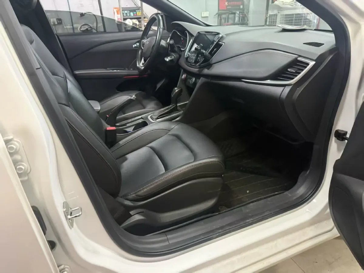 2020 Chevrolet Monza 1.3T 163HP L3 6AT,autocango,china used car exporter,china ev exporter,chinese used car exporter,chinese used ev exporter