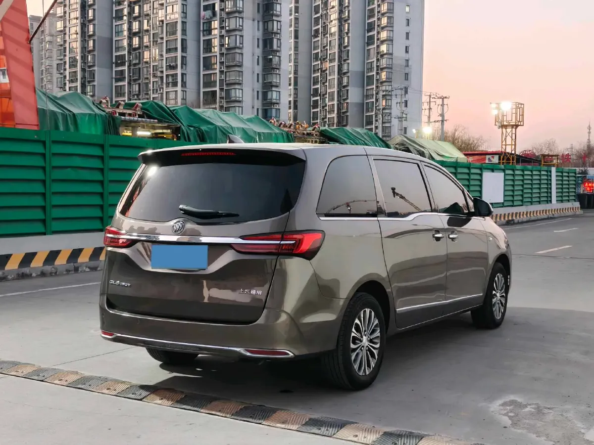 2020 Buick GL8 2.0T 237HP L4 9AT,autocango,china used car exporter,china ev exporter,chinese used car exporter,chinese used ev exporter