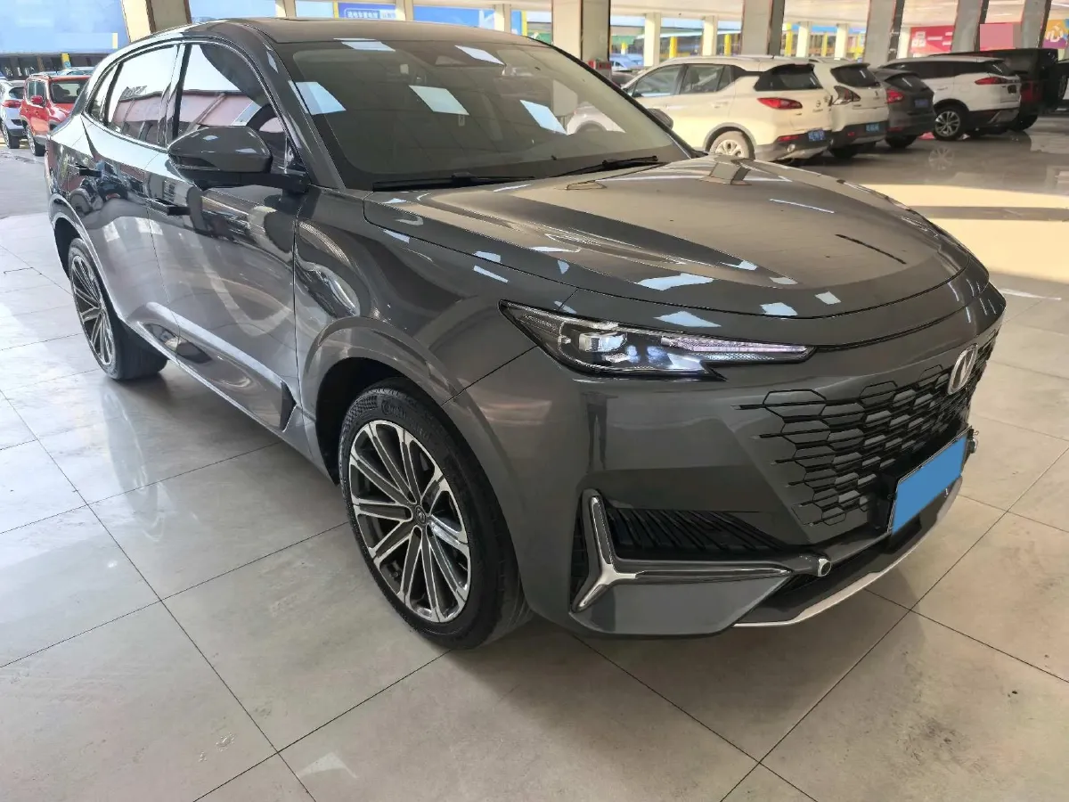 2021 ChangAn UNI-K 2.0T 233HP L4 8AT,autocango,china used car exporter,china ev exporter,chinese used car exporter,chinese used ev exporter