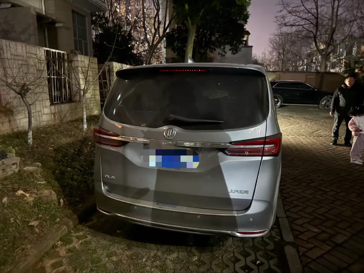 2023 Buick GL8 2.0T 237HP L4 9AT,autocango,china used car exporter,china ev exporter,chinese used car exporter,chinese used ev exporter