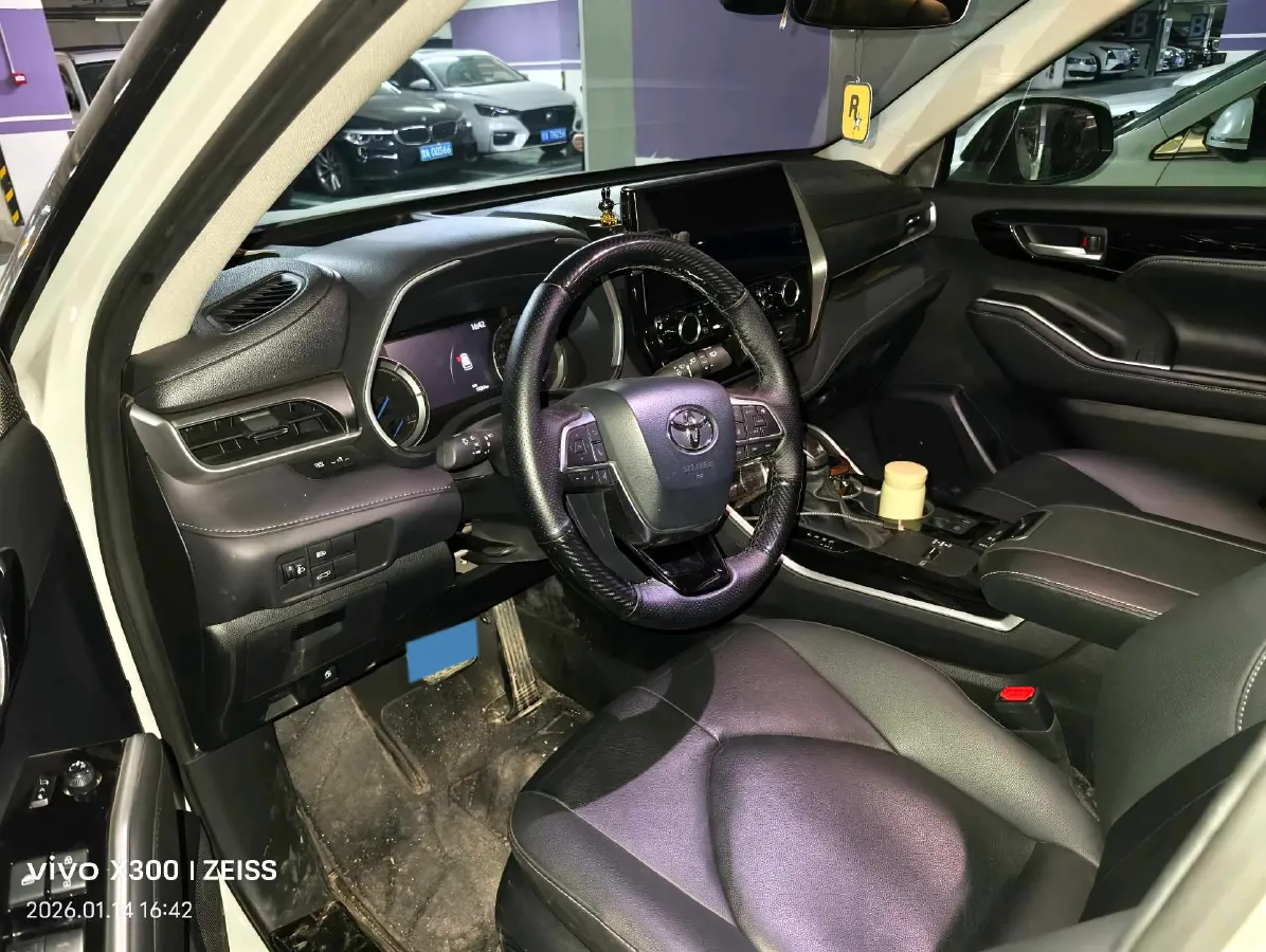 2023 Toyota Highlander 2.5L 189HP L4 E-CVT Hybrid,autocango,china used car exporter,china ev exporter,chinese used car exporter,chinese used ev exporter
