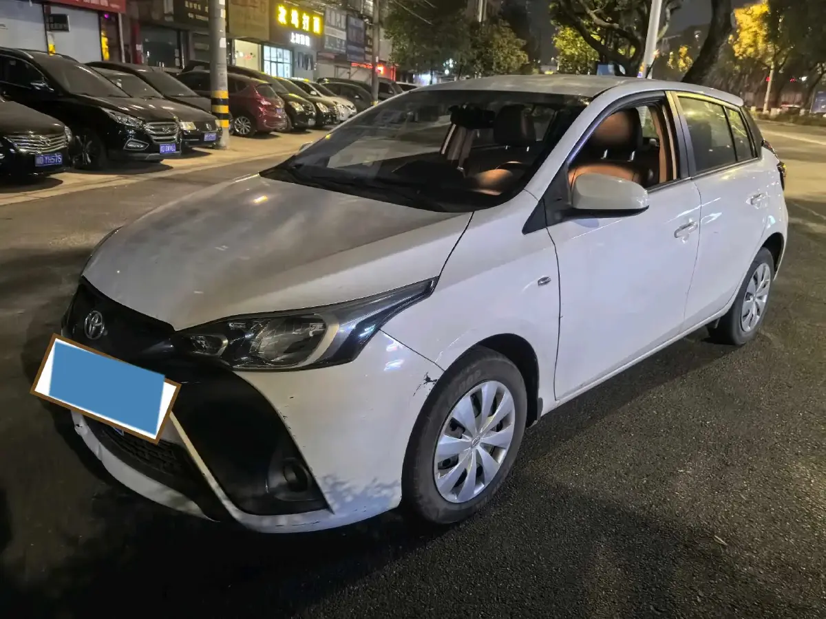 2016 Hyundai Verna 1.4L 100HP L4 6AT