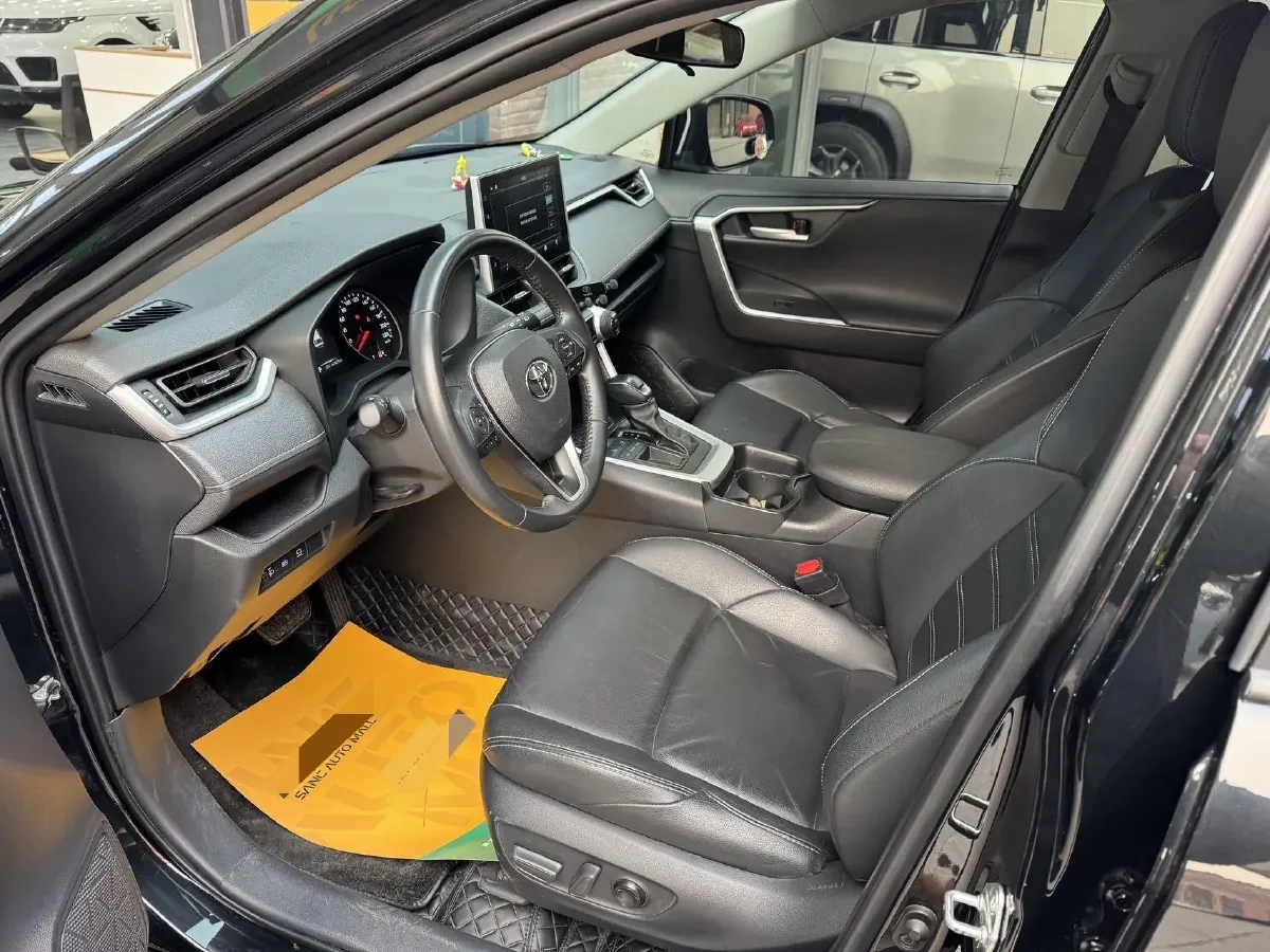 2022 Toyota Wildlander 2.0L 171HP L4 CVT,autocango,china used car exporter,china ev exporter,chinese used car exporter,chinese used ev exporter