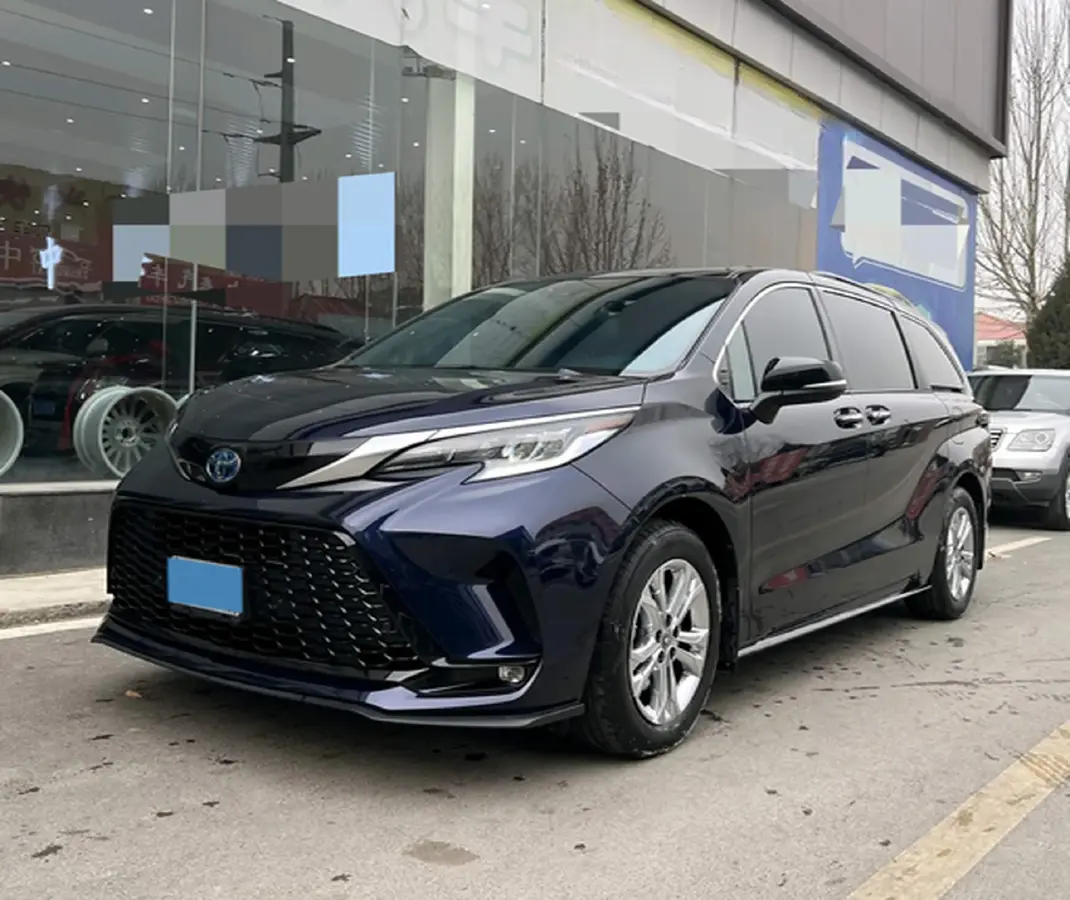 2021 Toyota Sienna 2.5L 192HP L4 E-CVT Hybrid