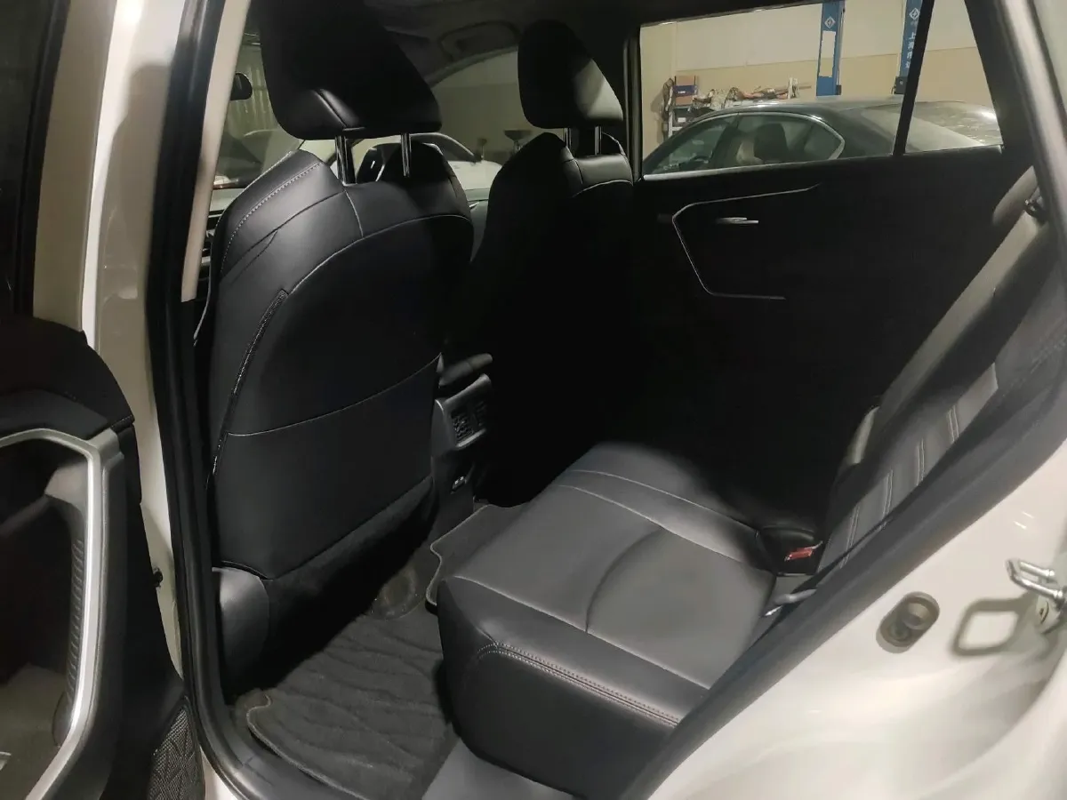 2022 Toyota Wildlander 2.0L 171HP L4 CVT,autocango,china used car exporter,china ev exporter,chinese used car exporter,chinese used ev exporter