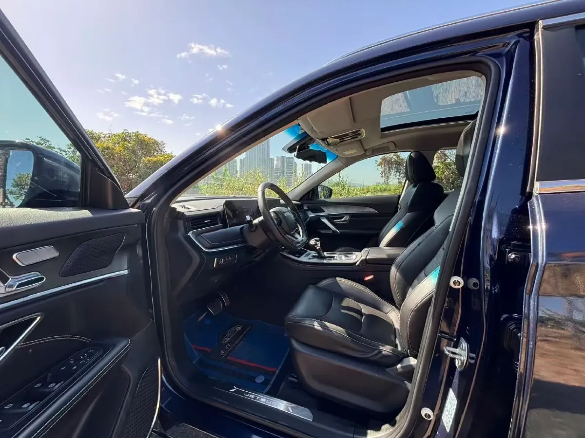 2021 Jetour X70 Plus 1.5T 156HP L4 6DCT,autocango,china used car exporter,china ev exporter,chinese used car exporter,chinese used ev exporter