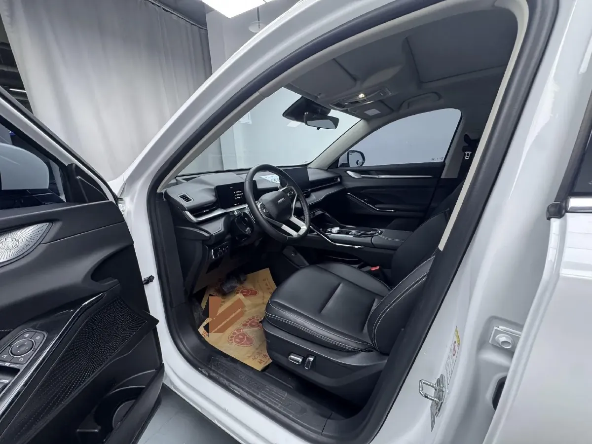 2022 Haval H6 1.5T 184HP L4 7DCT,autocango,china used car exporter,china ev exporter,chinese used car exporter,chinese used ev exporter