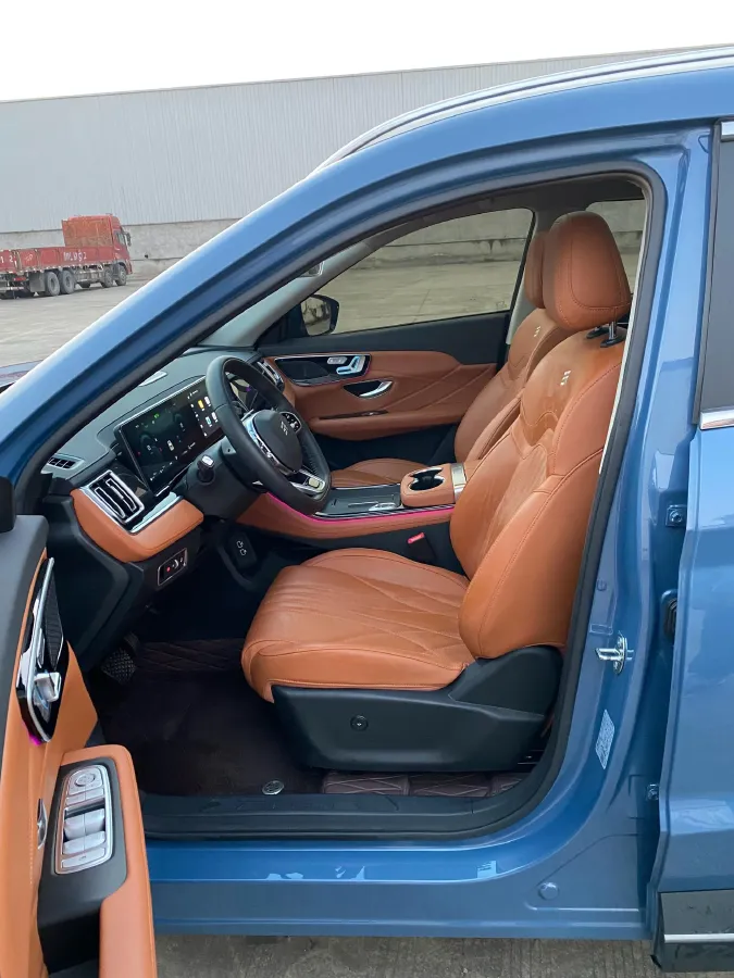 2024 Venucia VX6 BEV 62KWH,autocango,china used car exporter,china ev exporter,chinese used car exporter,chinese used ev exporter